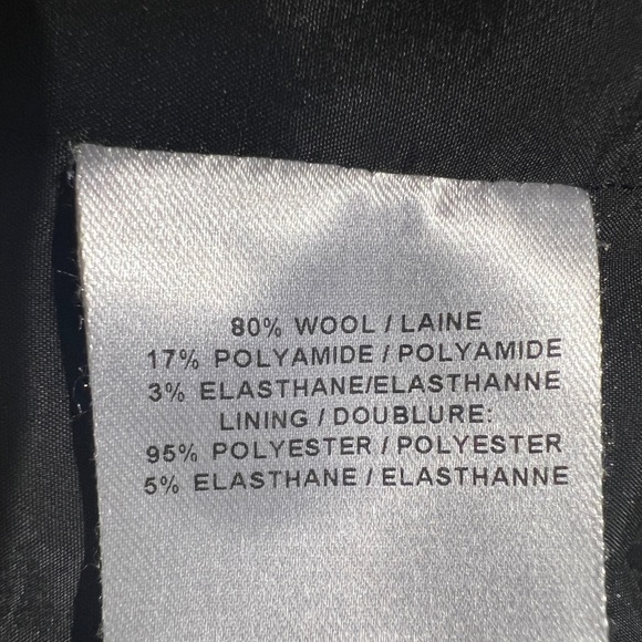 Judith & Charles Burgundy wool dress with Black Paneling and darts. Size 2 - Picture 4 of 4